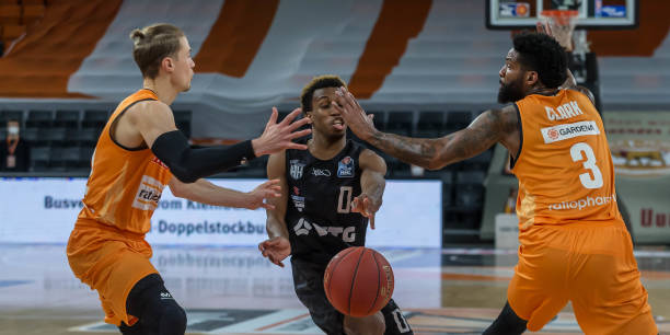 另一方面 另一方面