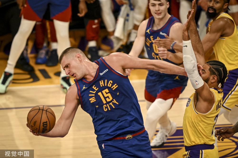 他能够通过 他能够通过