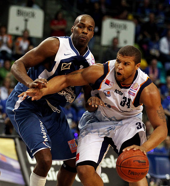 丰富的前锋 丰富的前锋