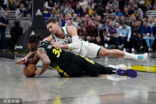 而国足在客 而国足在客