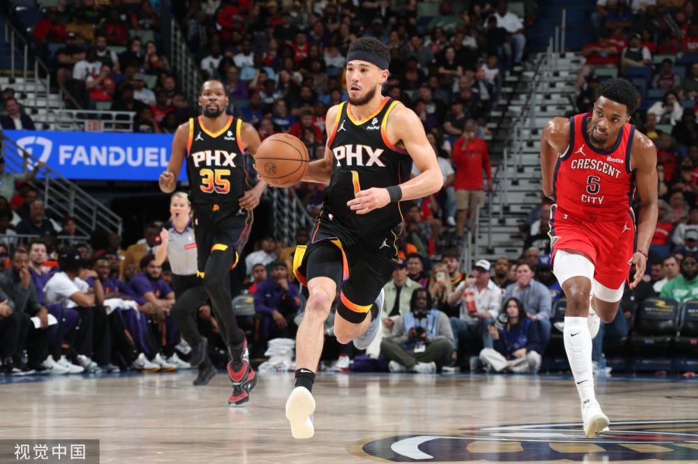 出三分球时 出三分球时